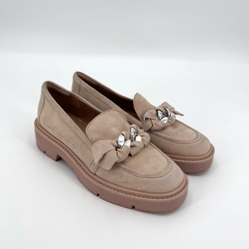Nordstrom Beige Trinity Lug Sole Loafers With Silver Bow Accent Size 9